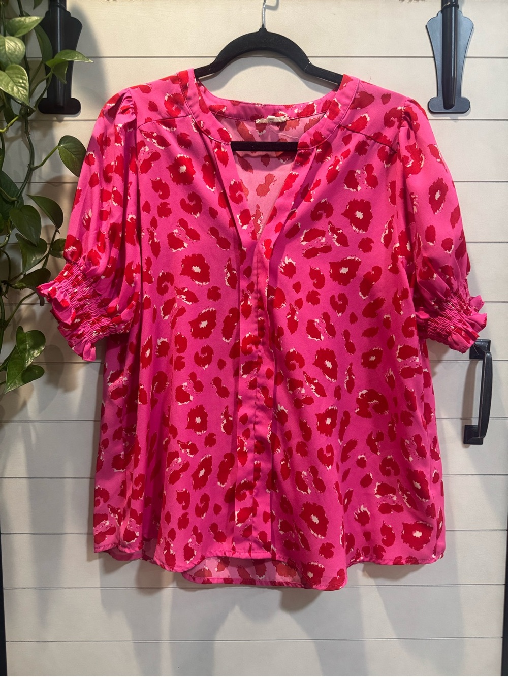 JODIFL Fuchsia and Red Leopard-Print V-Neck Blouse